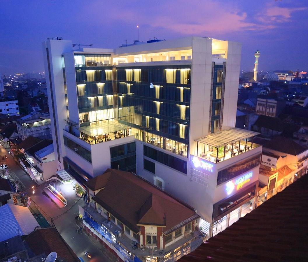 Pasar Baru Square Hotel Μπαντούνγκ Εξωτερικό φωτογραφία